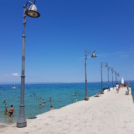 Luxury 2Br Apartment 50M From Beach Pefkochori Zewnętrze zdjęcie
